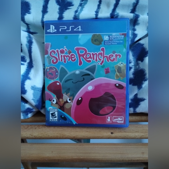 PS4 game bundle - Picture 6 of 10